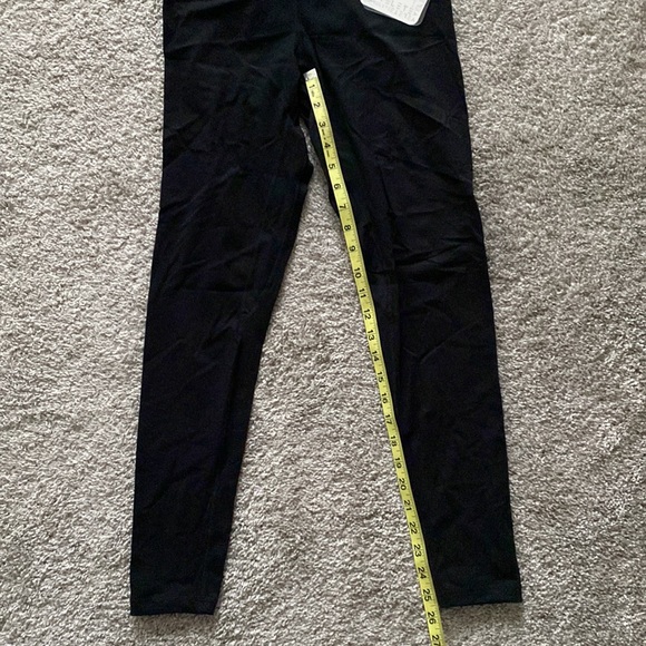 Yelete Active Leggings - Picture 3 of 6